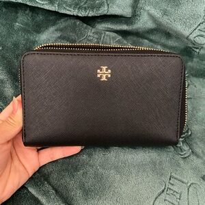 Tory Burch long Saffiano wallet